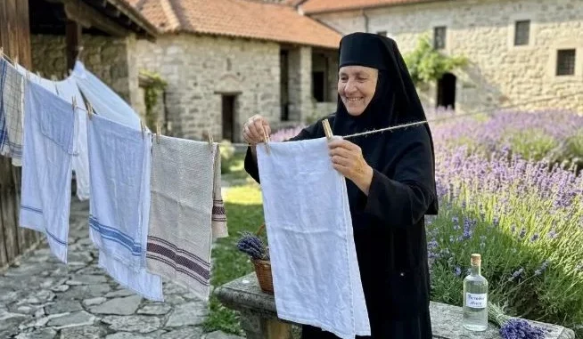Rețetă naturală de înlocuitor pentru balsam de rufe